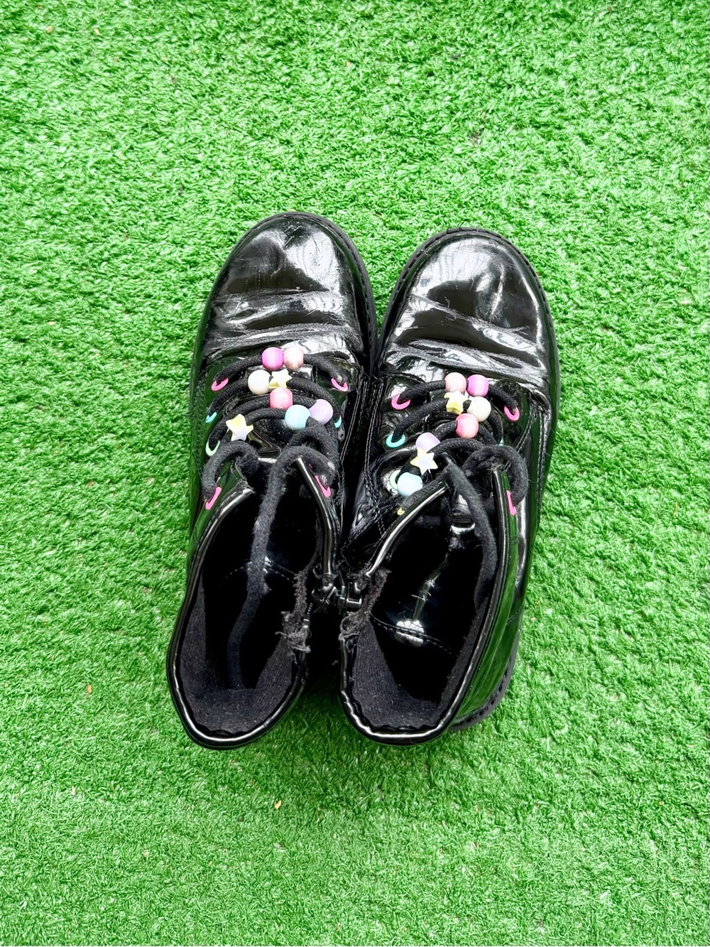 The Children's Place Black Patent Combat Boots Beaded Laces Kids' US 13